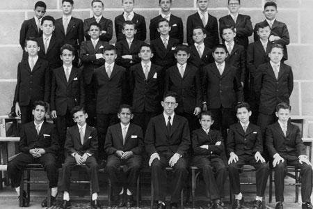 Antigos alunos do Colégio Loyola.